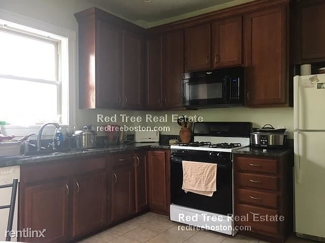 2nd image of 42 Crescent Ave #2