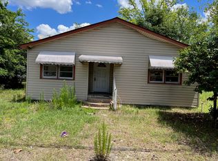 112 Carver St, Walterboro, SC 29488