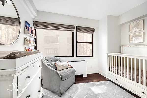 Sold by Warburg | media 7