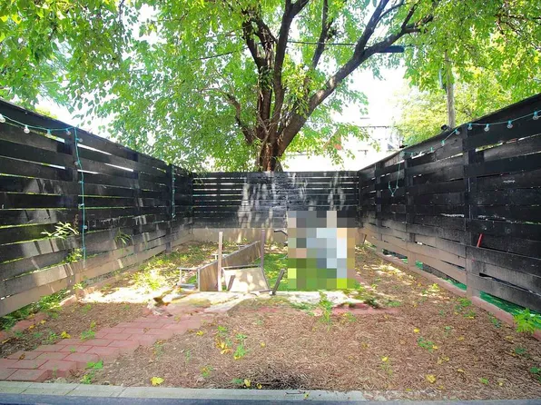 453 Maple Street image 1 of 11