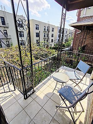 1st image of 3059 32nd St #2