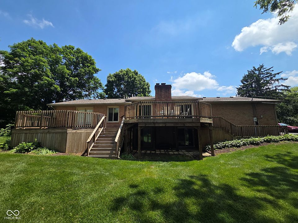 2nd image of 652 Spring Hills Dr