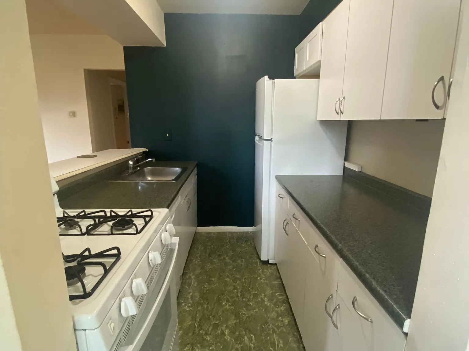 2 bed, $1,500 — Photo 4