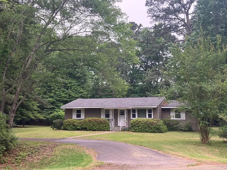 4541 Peek Trl — Photo 2
