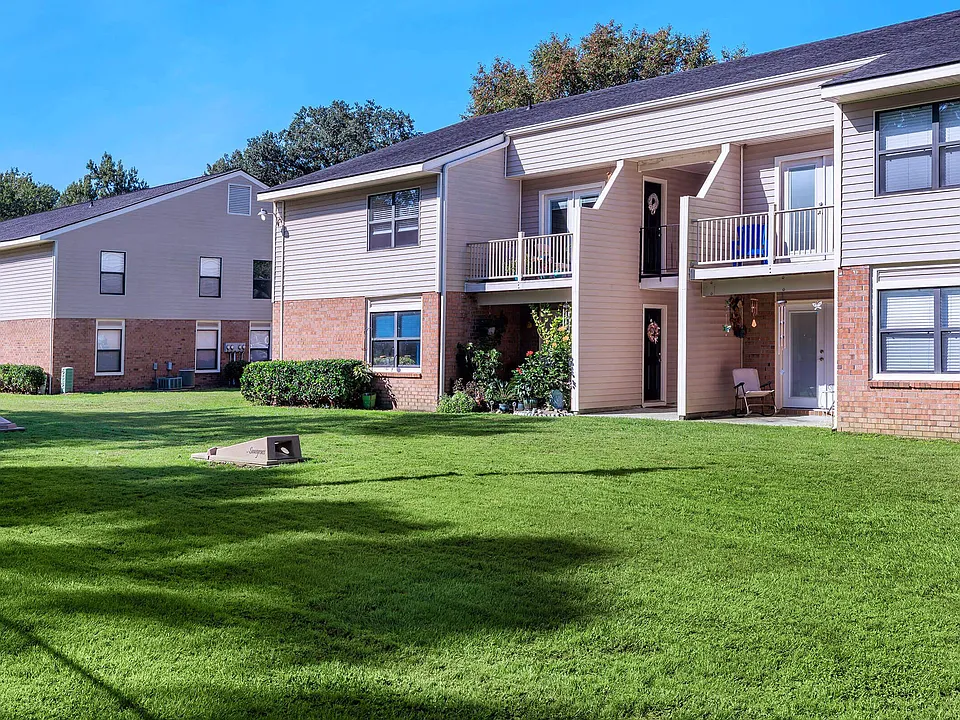 Sawgrass Apartments
