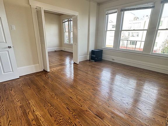 2nd image of 2340 Union St APT 3