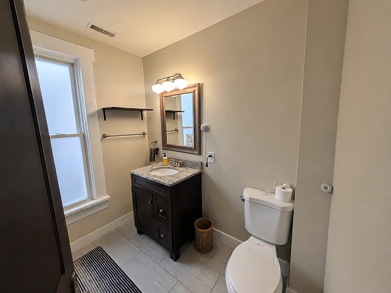 48 Clover St — Photo 9