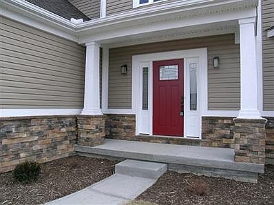 3rd image of 1358 Reagan Ct