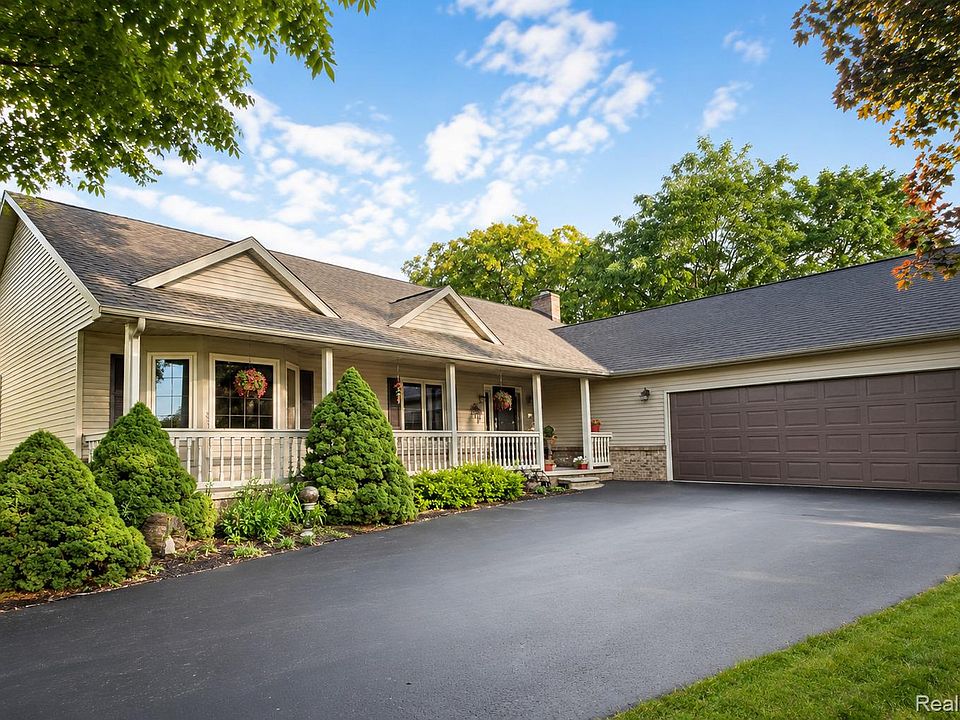 1st image of 1388 Parks Rd