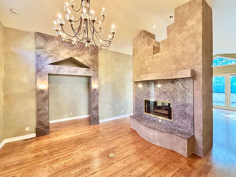16558 SE 58th Pl — Photo 3