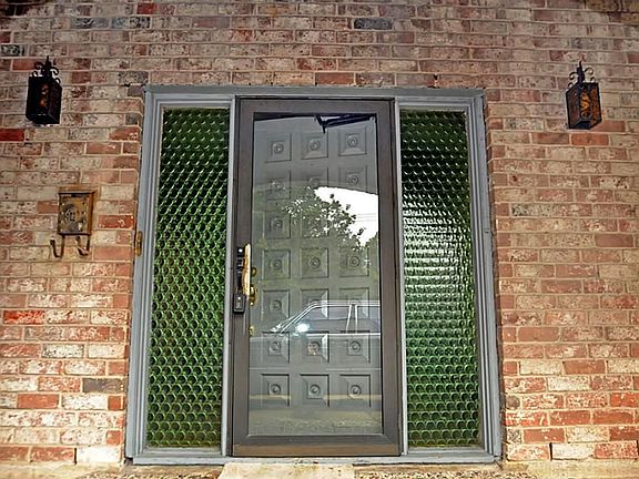 2nd image of 1002 El Dorado Blvd
