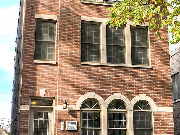3rd image of 2420 N Southport Ave #1