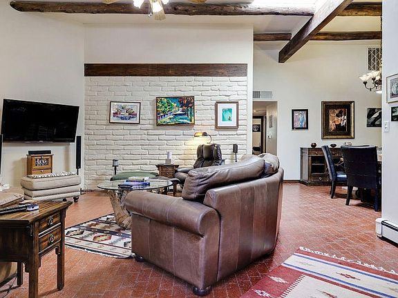 5th image of 3021 Calle Del Bosque NW