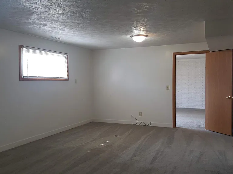 5909 Elkcrest Dr — Photo 23