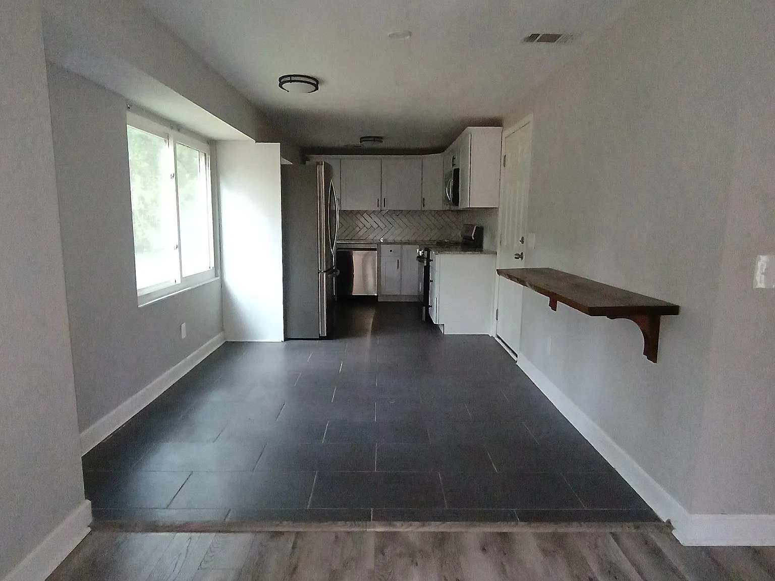 Charming Single Family Home in Douglasville | $1800/mo | Available 10/2/2026 — Photo 4