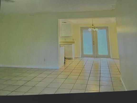 3rd image of 3977 Northside Cir