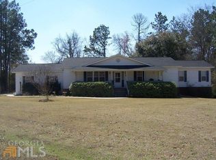 1733 Mixon Rd, Portal, GA 30450