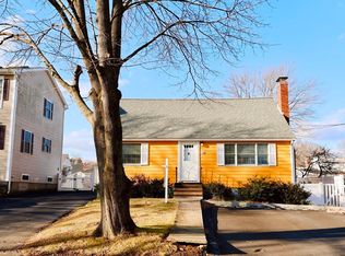 10-10A Unicorn Ave, Stoneham, MA 02180