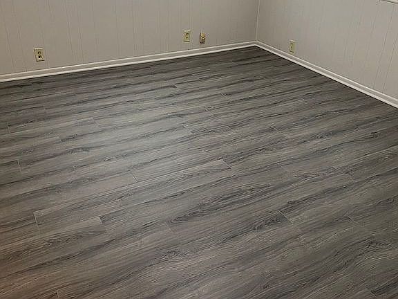 2nd image of 1312 Kent Ave