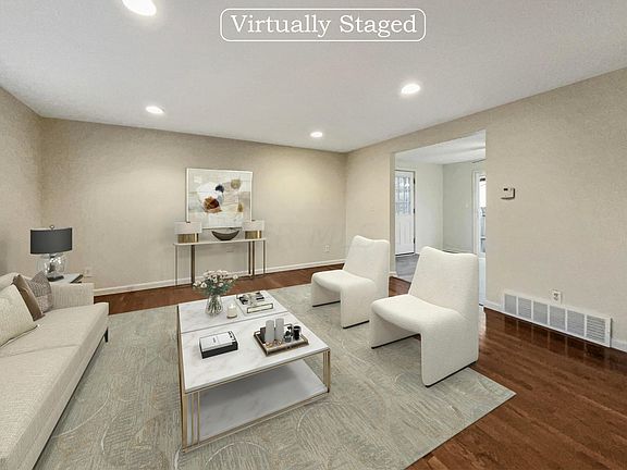 2nd image of 3545 Manila Dr