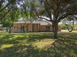 6821 Lake View Dr, Corpus Christi, TX 78412