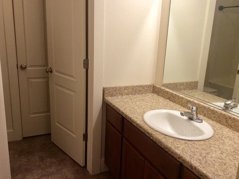 798 Adams Dr — Photo 9