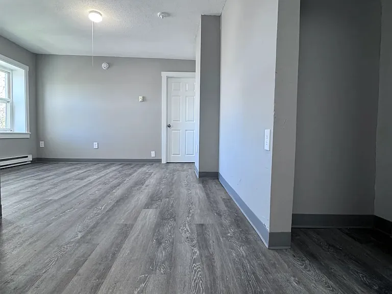 272 Manchester St #3-B — Photo 9