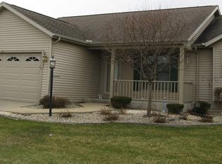1827 Tea Rose Ln, Mishawaka, IN