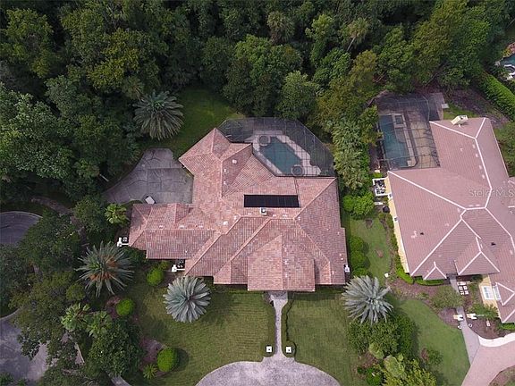 3rd image of 3359 Horseshoe Bend Ct
