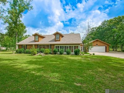 18759 McLin Rd, Livingston, LA, 70754