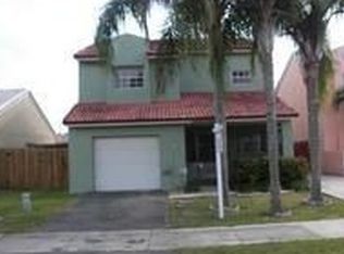 879 SE 13th Rd, Homestead, FL 33035