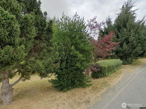 26202 Lawson Street, Black Diamond, WA 98010