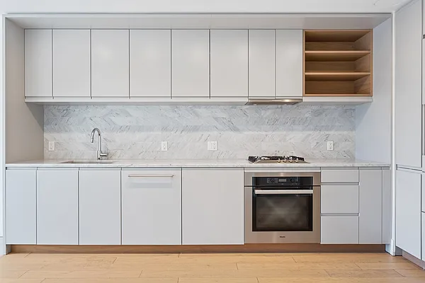 Rented by Keller Williams NYC | media 24