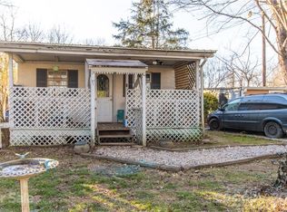 57 Amazing Grace Ln, Hendersonville, NC 28792