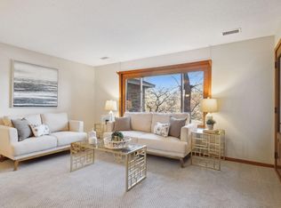 3801 W 98th St APT 201, Minneapolis, MN 55431
