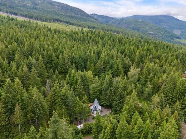 5461 Grouse Rd, Courtenay, BC V9J 1L2