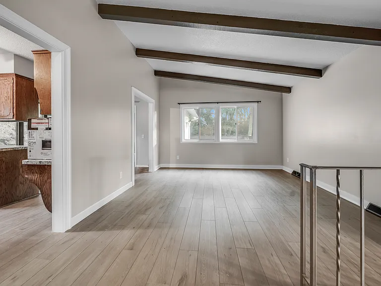 7416 Candlewood Dr N — Photo 21