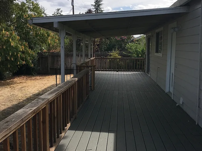 1653 Kildare Dr — Photo 15