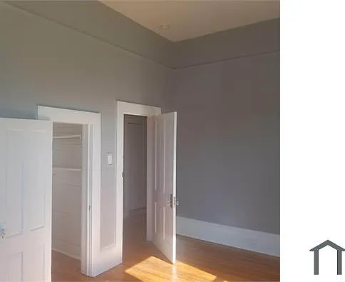 3122 Avenue R — Photo 2