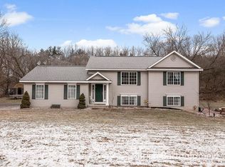 7445 9 Mile Rd NE, Rockford, MI 49341