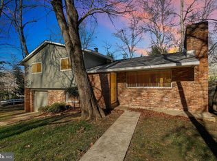 7925 Maryknoll Ave, Bethesda, MD 20817