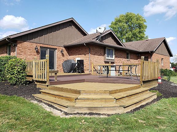 3rd image of 194 Pleasant Dr #6