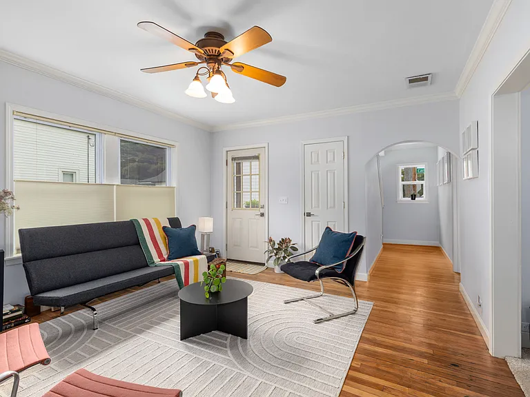 46 Caroline Pl NE — Photo 6