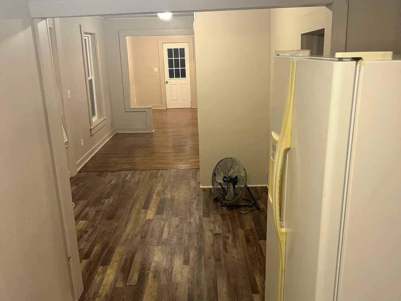 2 bed, 1000 sqft, $1,050 — Photo 4