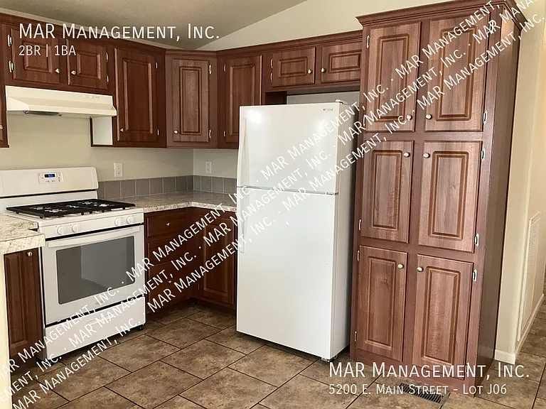 5200 E Main St #J06 — Photo 5