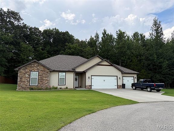 2nd image of 351 Wellington Dr