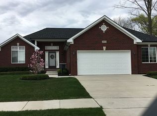 20415 Manford Dr, Macomb, MI 48042