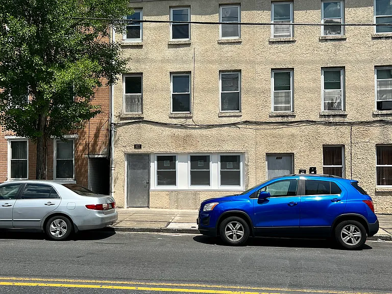 607 N Front St #A1 — Photo 1