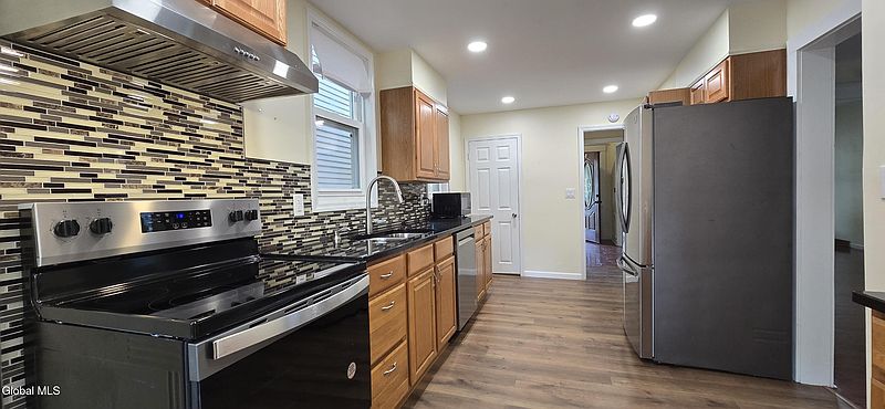 4th image of 97 N Allen Street