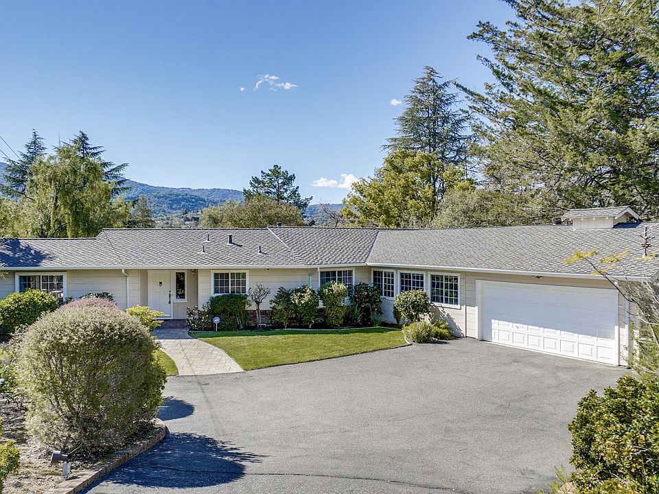 1st image of 493 Knoll Dr